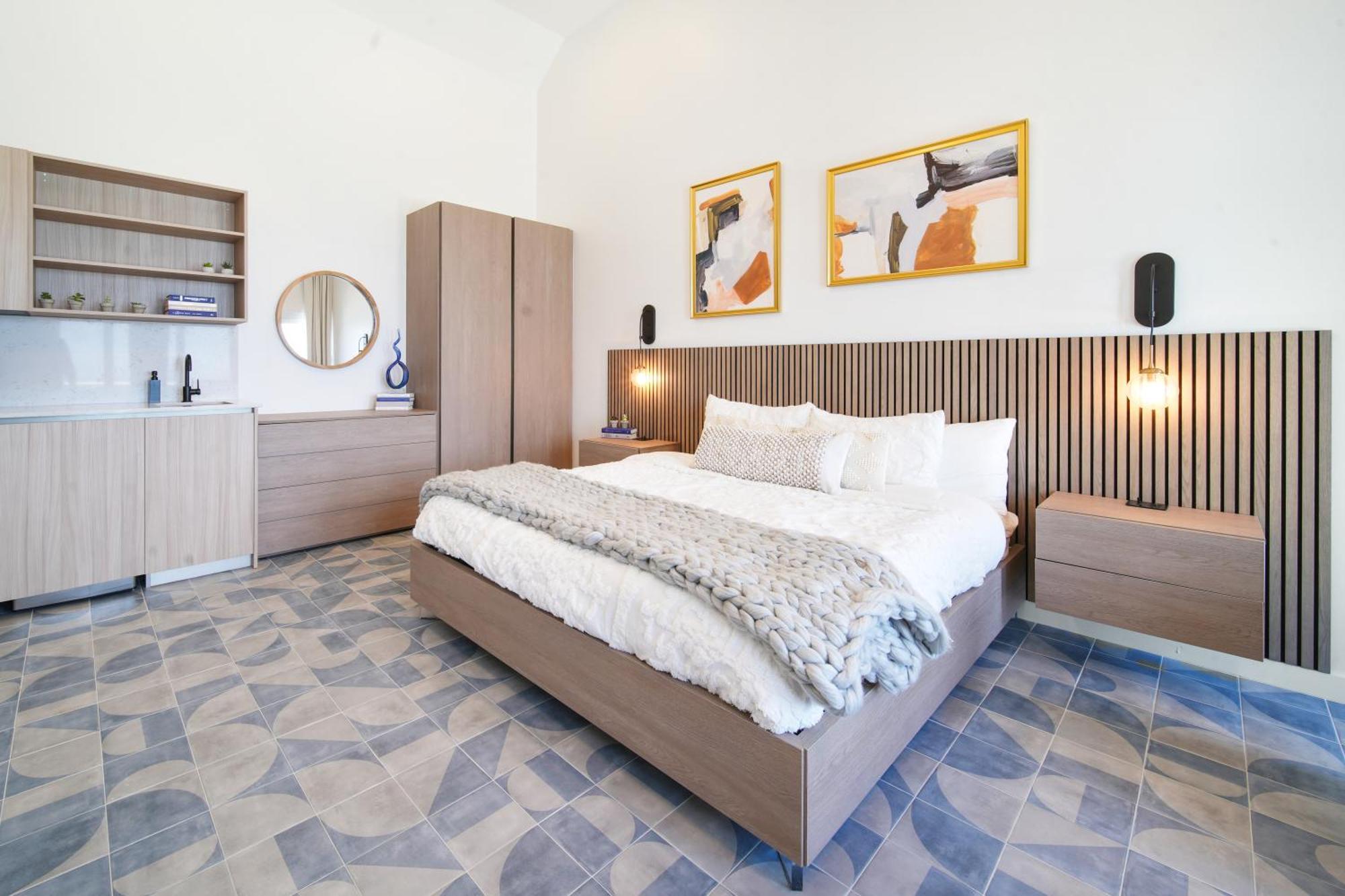 Cobalt Coast Resort West Bay Esterno foto